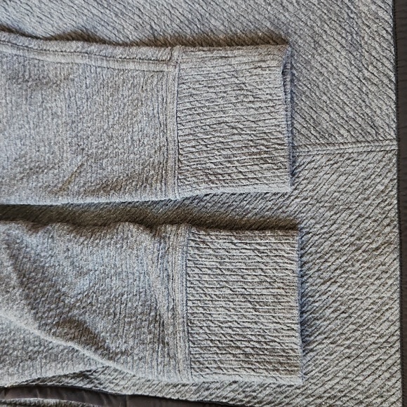 Lululemon on repeat dress. Heathered core dark grey. Size 4. - Picture 4 of 9